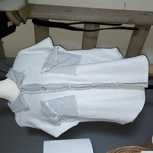 Cozy Gray Short Sleeve Button-Up. Size L